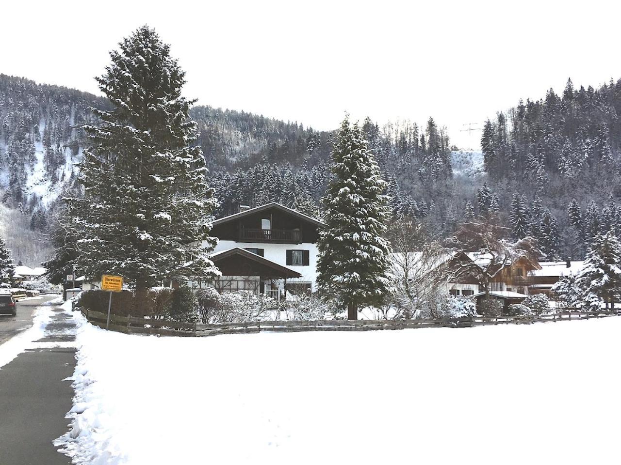 Geraeumiges Domizil Mit Bergblick Und Sauna Oberwössen Zewnętrze zdjęcie